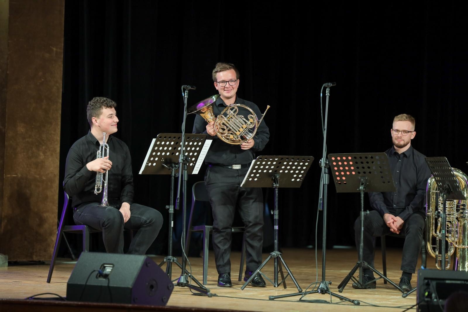 Zdjęcie w galerii na portalu naszraciborz.pl: Mocny akcent na zakończenie koncertów umuzykalniających wiadomości z regionu