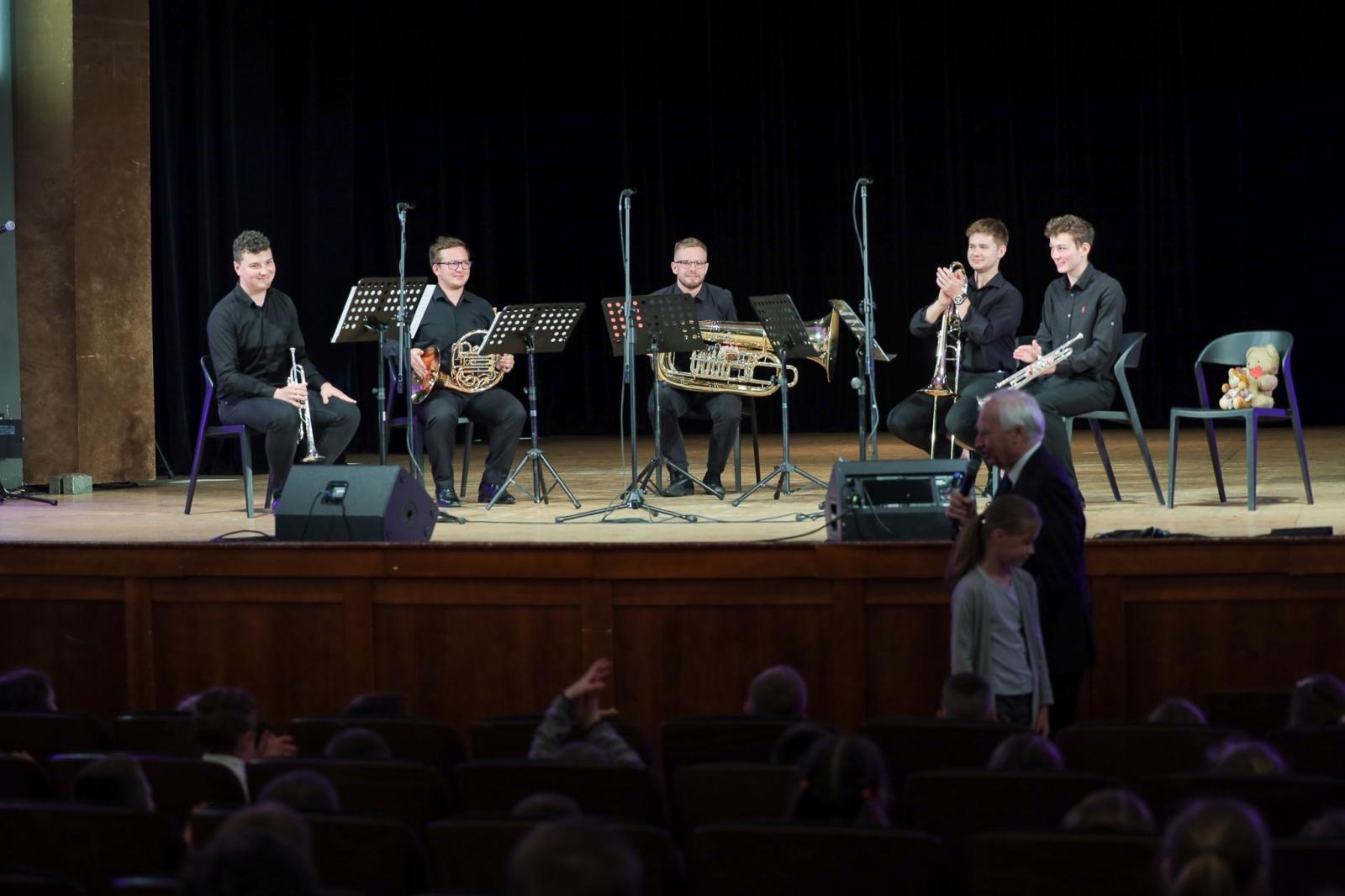 Zdjęcie w galerii na portalu naszraciborz.pl: Mocny akcent na zakończenie koncertów umuzykalniających wiadomości z regionu