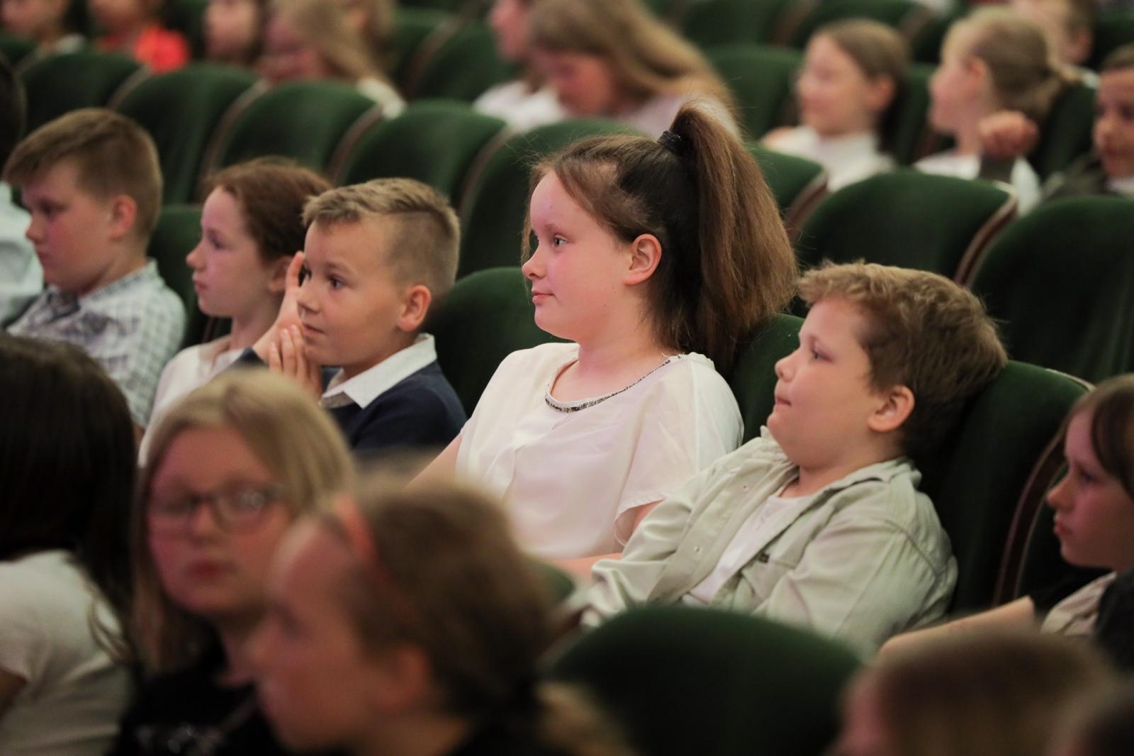 Zdjęcie w galerii na portalu naszraciborz.pl: Mocny akcent na zakończenie koncertów umuzykalniających wiadomości z regionu