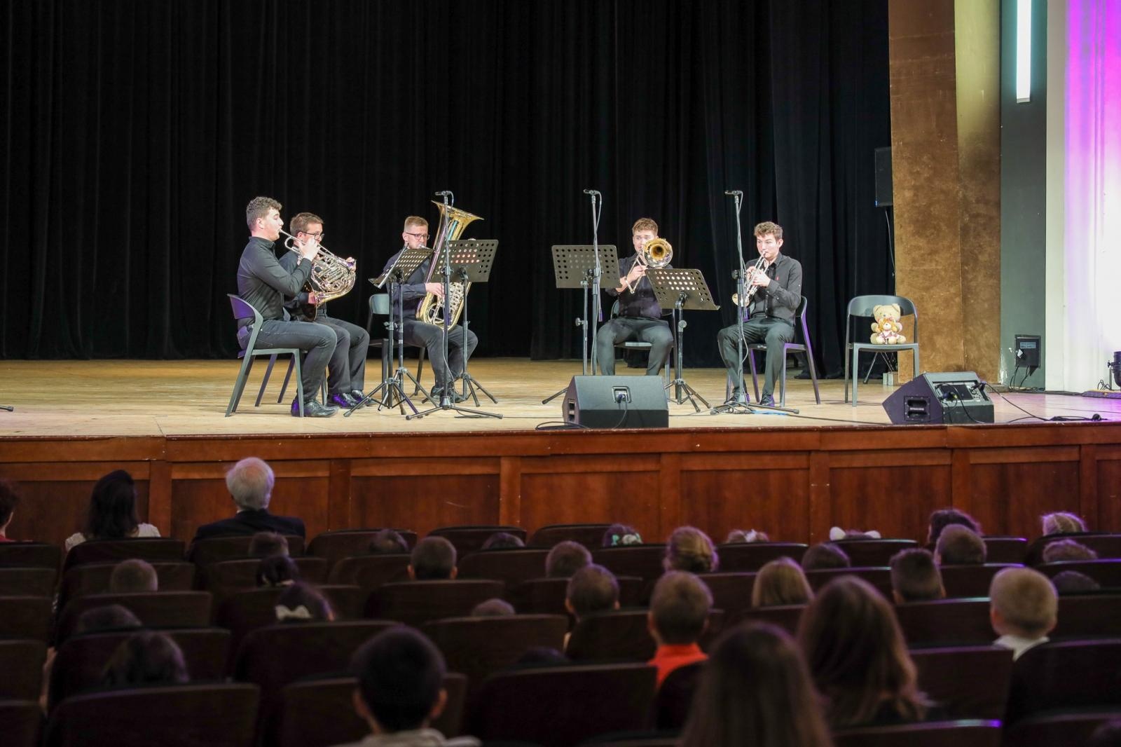 Zdjęcie w galerii na portalu naszraciborz.pl: Mocny akcent na zakończenie koncertów umuzykalniających wiadomości z regionu