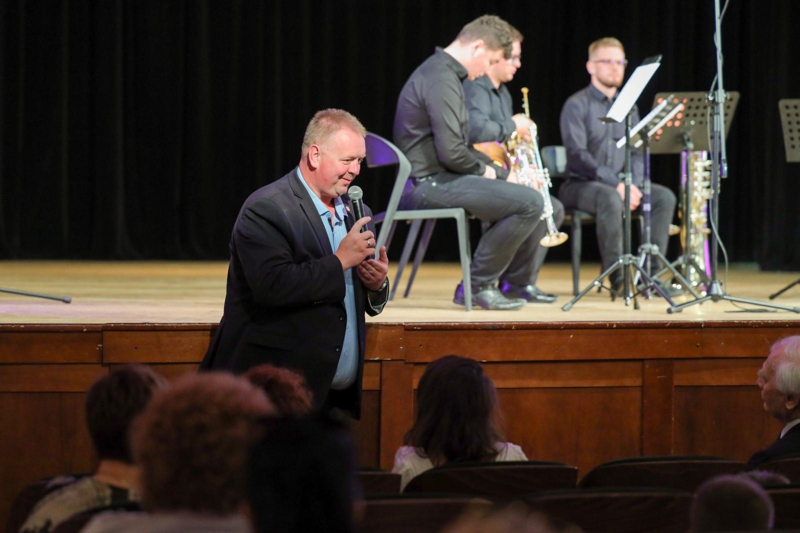 Zdjęcie w galerii na portalu naszraciborz.pl: Mocny akcent na zakończenie koncertów umuzykalniających wiadomości z regionu