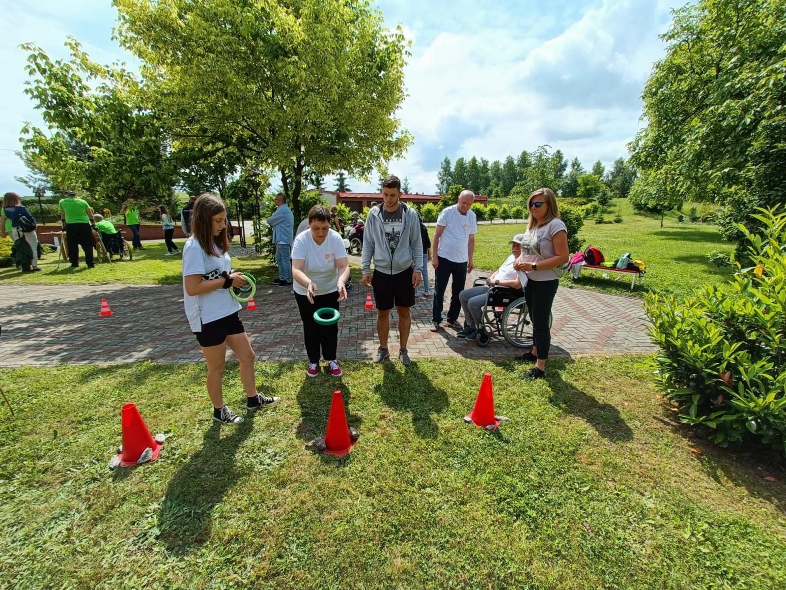 Zdjęcie w galerii na portalu naszraciborz.pl: Seniorzy ze Złotej Jesieni na Spartakiadzie DPS-ów wiadomości z regionu