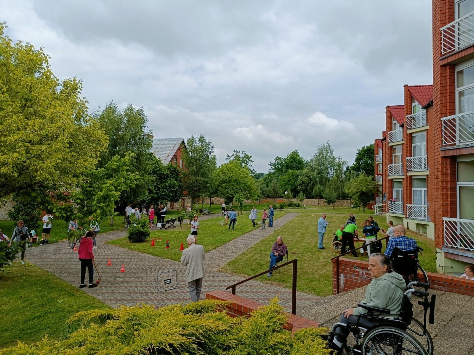 Zdjęcie w galerii na portalu naszraciborz.pl: Seniorzy ze Złotej Jesieni na Spartakiadzie DPS-ów wiadomości z regionu
