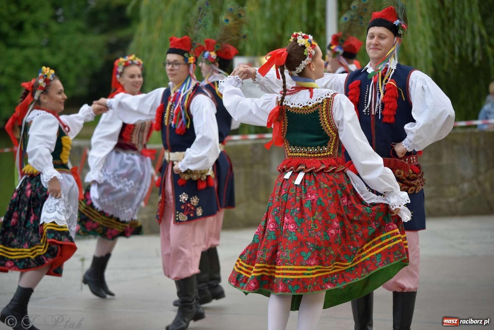 Zdjęcie w galerii na portalu naszraciborz.pl: Raciborska Noc Świętojańska - barwne widowisko nad wodą [FOTO i WIDEO] wiadomości z regionu