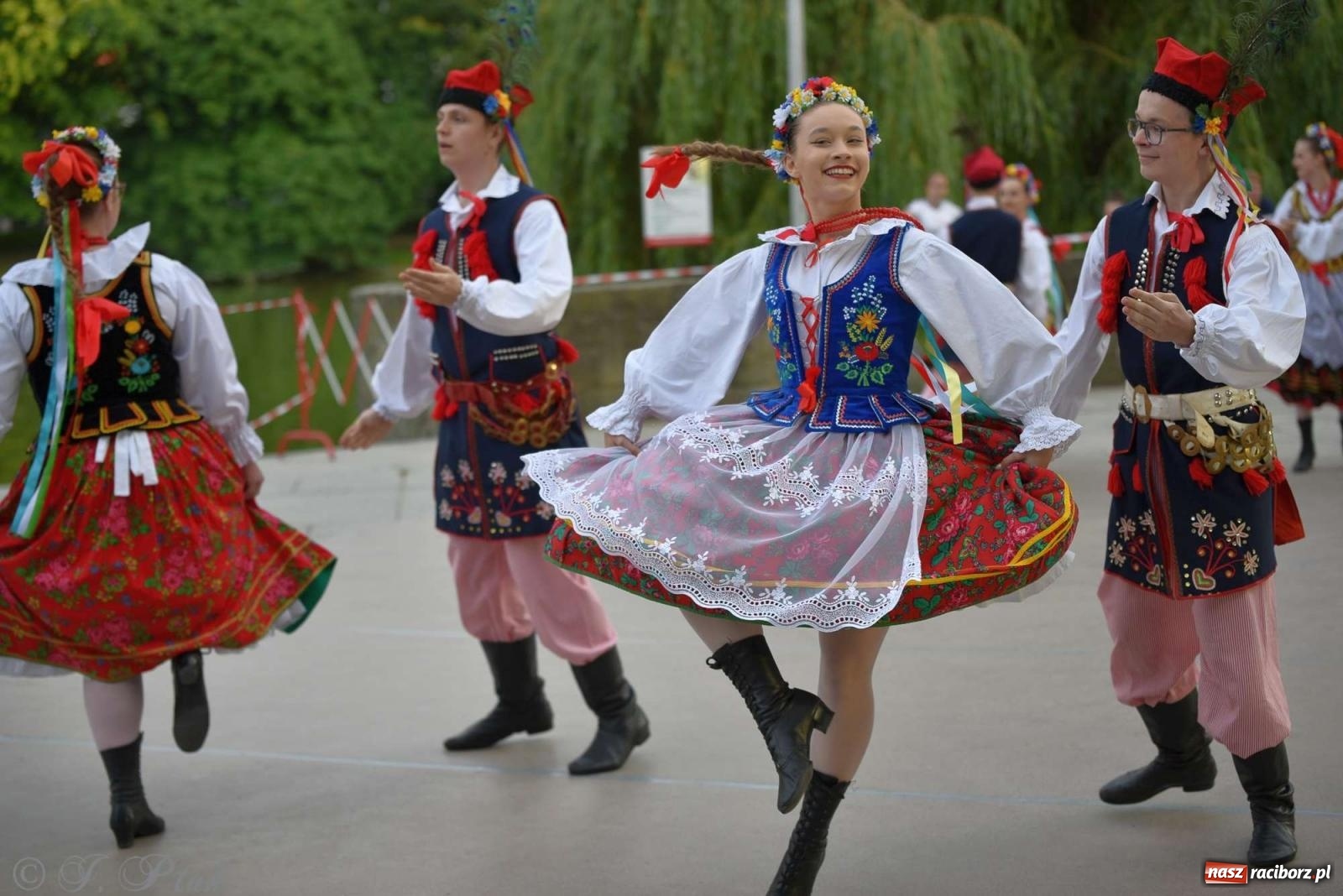 Zdjęcie w galerii na portalu naszraciborz.pl: Raciborska Noc Świętojańska - barwne widowisko nad wodą [FOTO i WIDEO] wiadomości z regionu