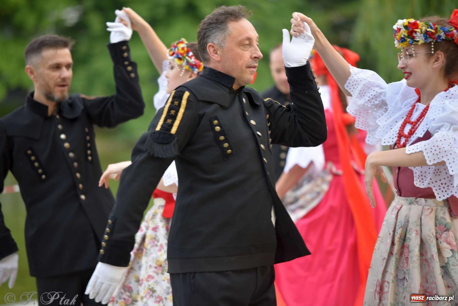 Zdjęcie w galerii na portalu naszraciborz.pl: Raciborska Noc Świętojańska - barwne widowisko nad wodą [FOTO i WIDEO] wiadomości z regionu