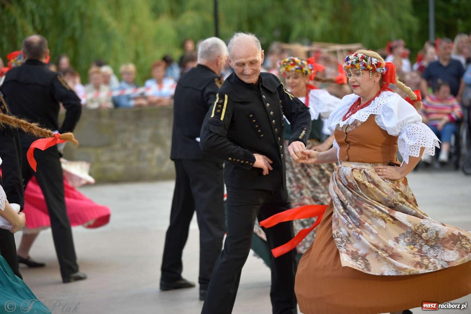 Zdjęcie w galerii na portalu naszraciborz.pl: Raciborska Noc Świętojańska - barwne widowisko nad wodą [FOTO i WIDEO] wiadomości z regionu
