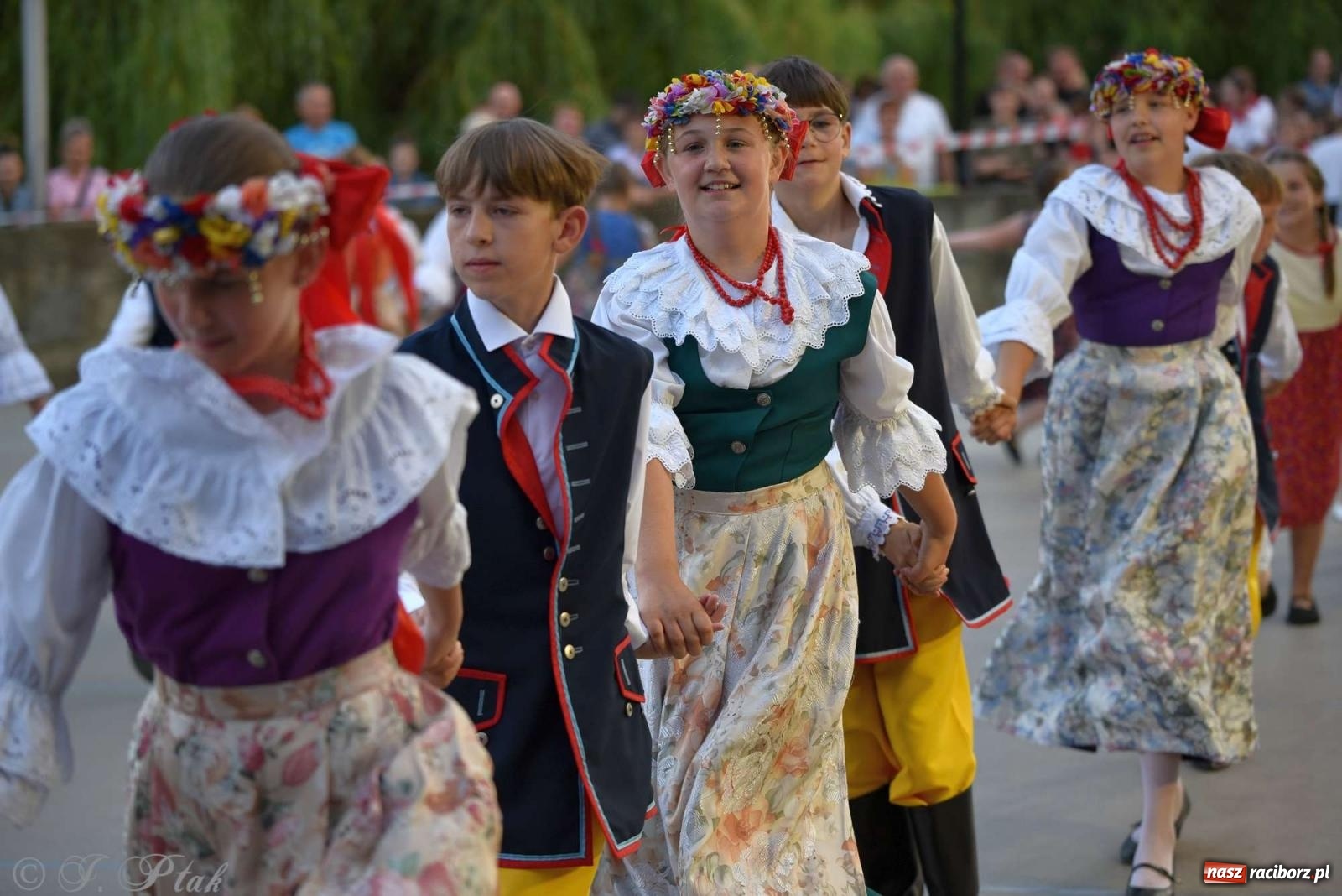 Zdjęcie w galerii na portalu naszraciborz.pl: Raciborska Noc Świętojańska - barwne widowisko nad wodą [FOTO i WIDEO] wiadomości z regionu