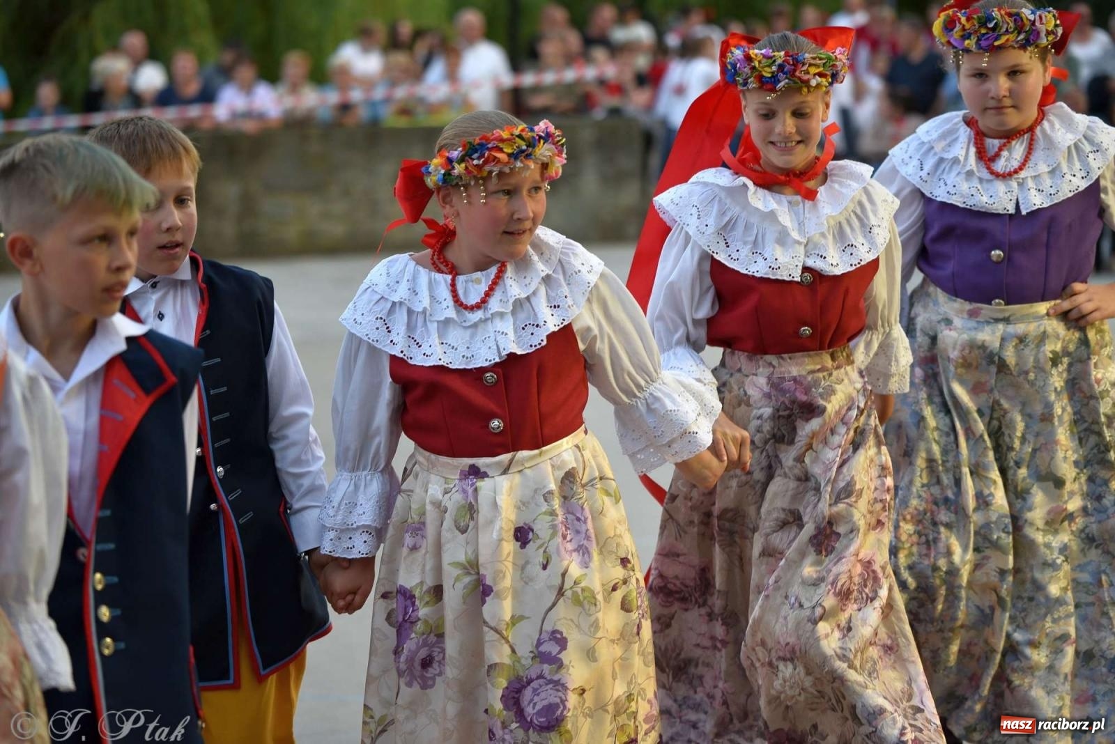 Zdjęcie w galerii na portalu naszraciborz.pl: Raciborska Noc Świętojańska - barwne widowisko nad wodą [FOTO i WIDEO] wiadomości z regionu