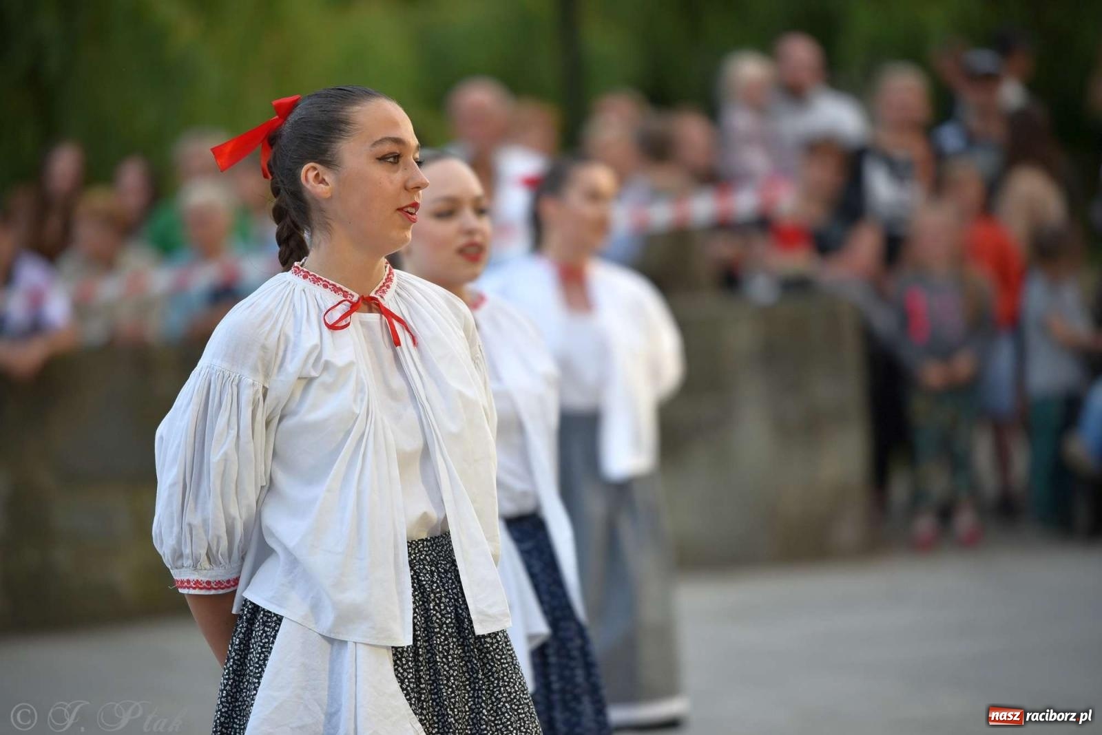 Zdjęcie w galerii na portalu naszraciborz.pl: Raciborska Noc Świętojańska - barwne widowisko nad wodą [FOTO i WIDEO] wiadomości z regionu