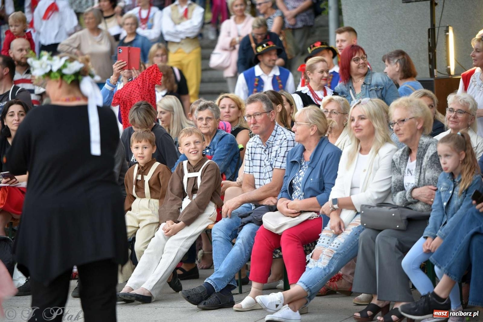 Zdjęcie w galerii na portalu naszraciborz.pl: Raciborska Noc Świętojańska - barwne widowisko nad wodą [FOTO i WIDEO] wiadomości z regionu