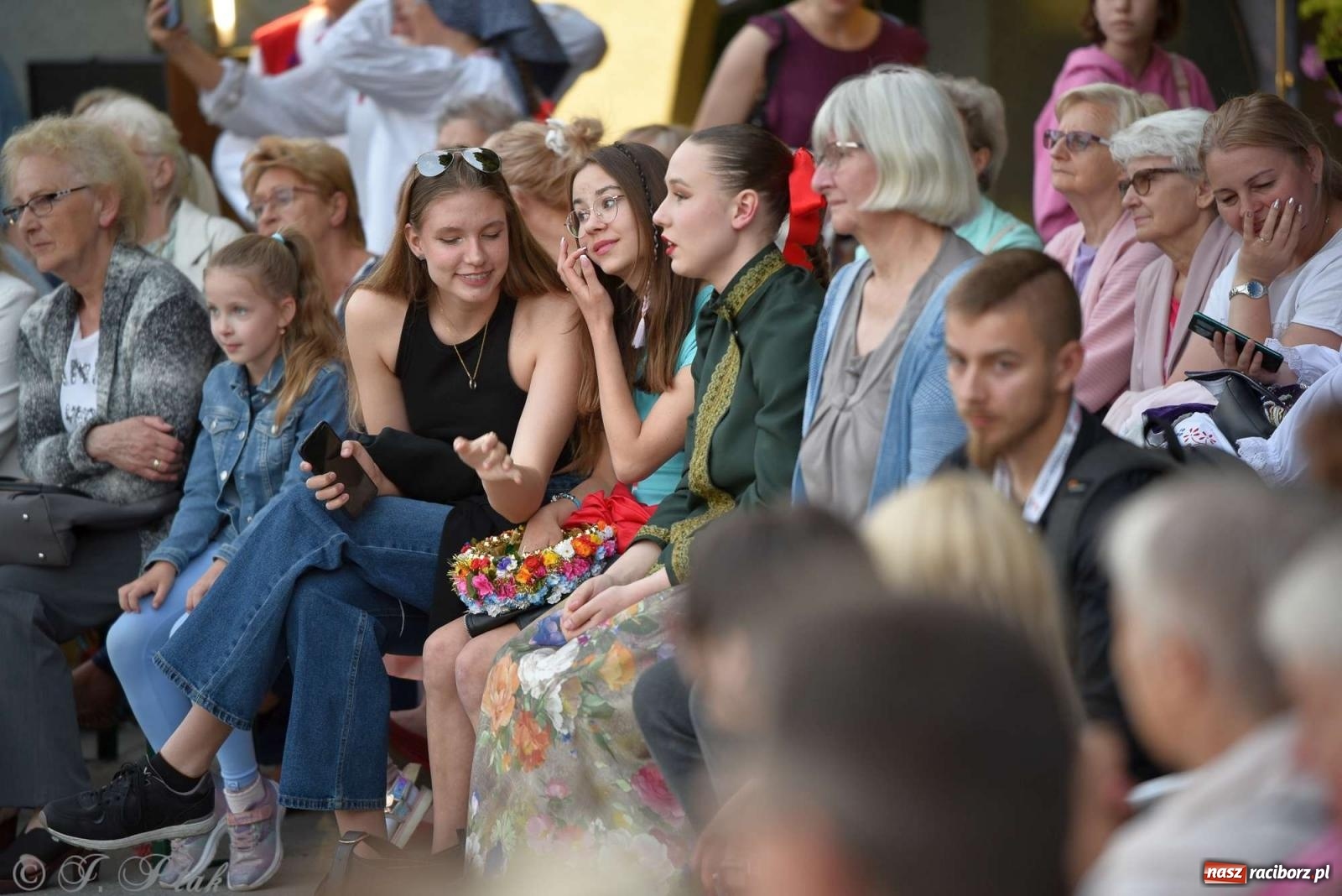 Zdjęcie w galerii na portalu naszraciborz.pl: Raciborska Noc Świętojańska - barwne widowisko nad wodą [FOTO i WIDEO] wiadomości z regionu