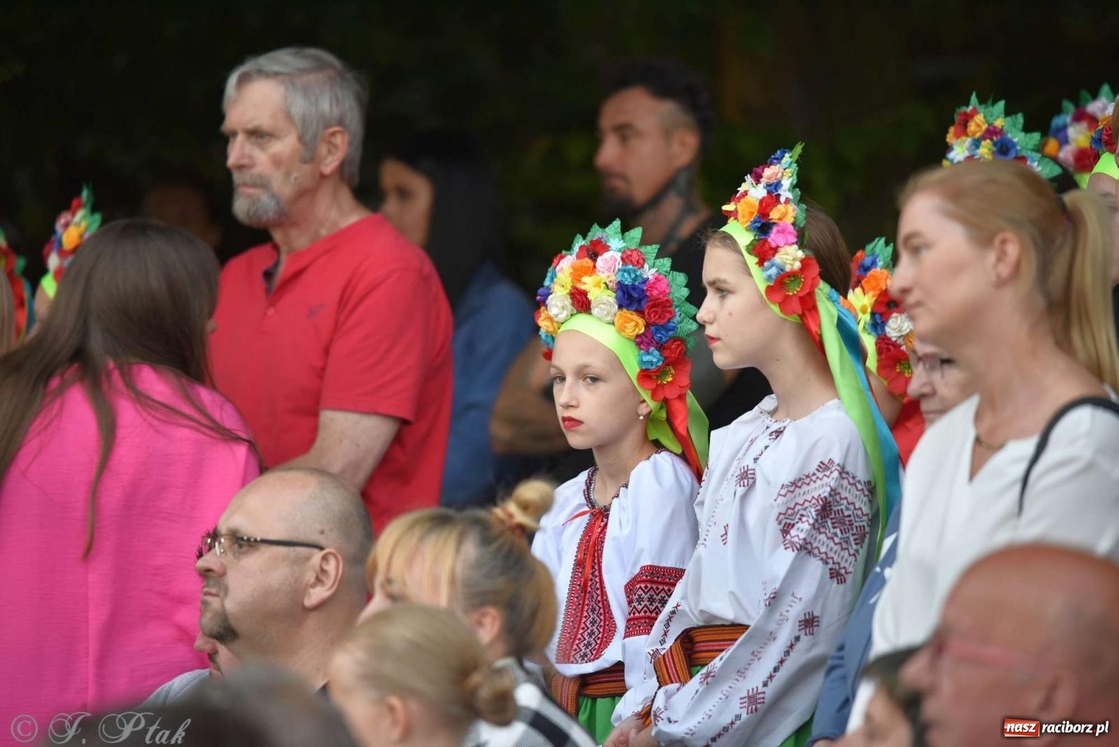 Zdjęcie w galerii na portalu naszraciborz.pl: Raciborska Noc Świętojańska - barwne widowisko nad wodą [FOTO i WIDEO] wiadomości z regionu