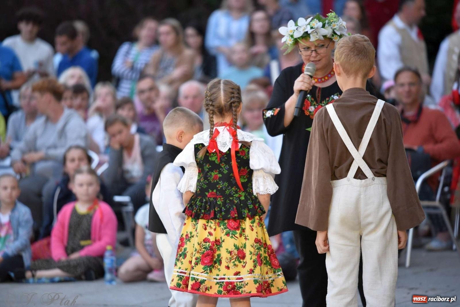 Zdjęcie w galerii na portalu naszraciborz.pl: Raciborska Noc Świętojańska - barwne widowisko nad wodą [FOTO i WIDEO] wiadomości z regionu