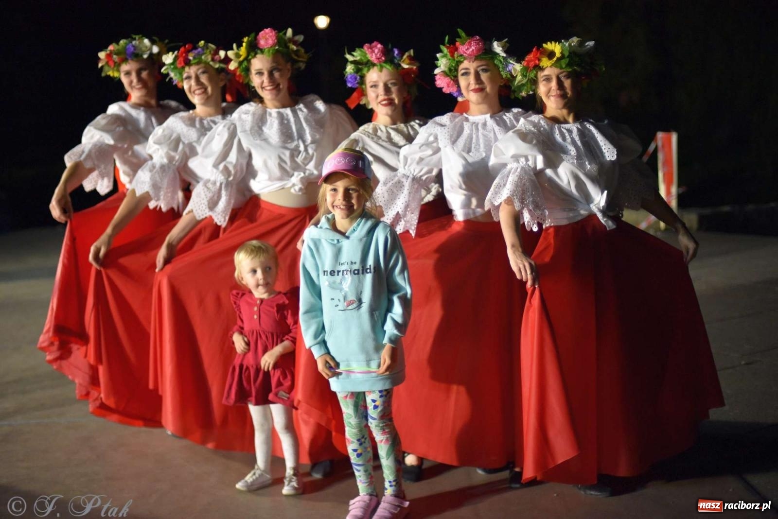 Zdjęcie w galerii na portalu naszraciborz.pl: Raciborska Noc Świętojańska - barwne widowisko nad wodą [FOTO i WIDEO] wiadomości z regionu