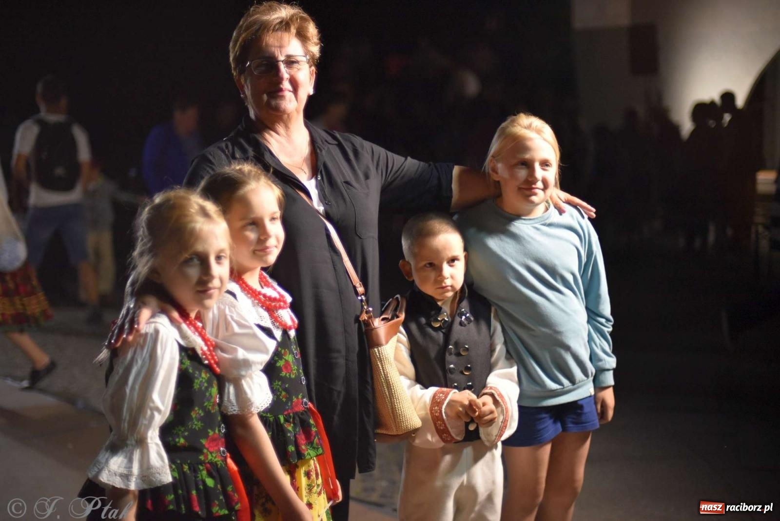 Zdjęcie w galerii na portalu naszraciborz.pl: Raciborska Noc Świętojańska - barwne widowisko nad wodą [FOTO i WIDEO] wiadomości z regionu