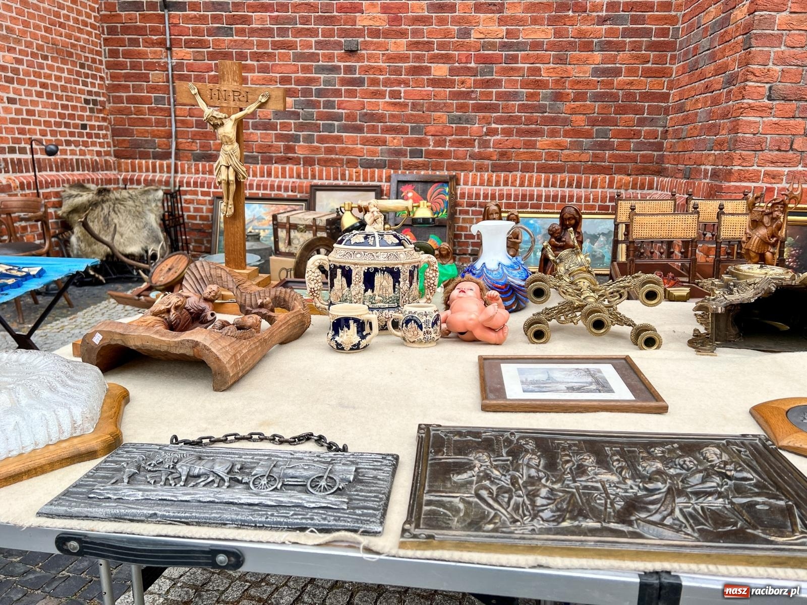 Zdjęcie w galerii na portalu naszraciborz.pl: Ciekawostki z raciborskiego targu staroci [FOTO] wiadomości z regionu