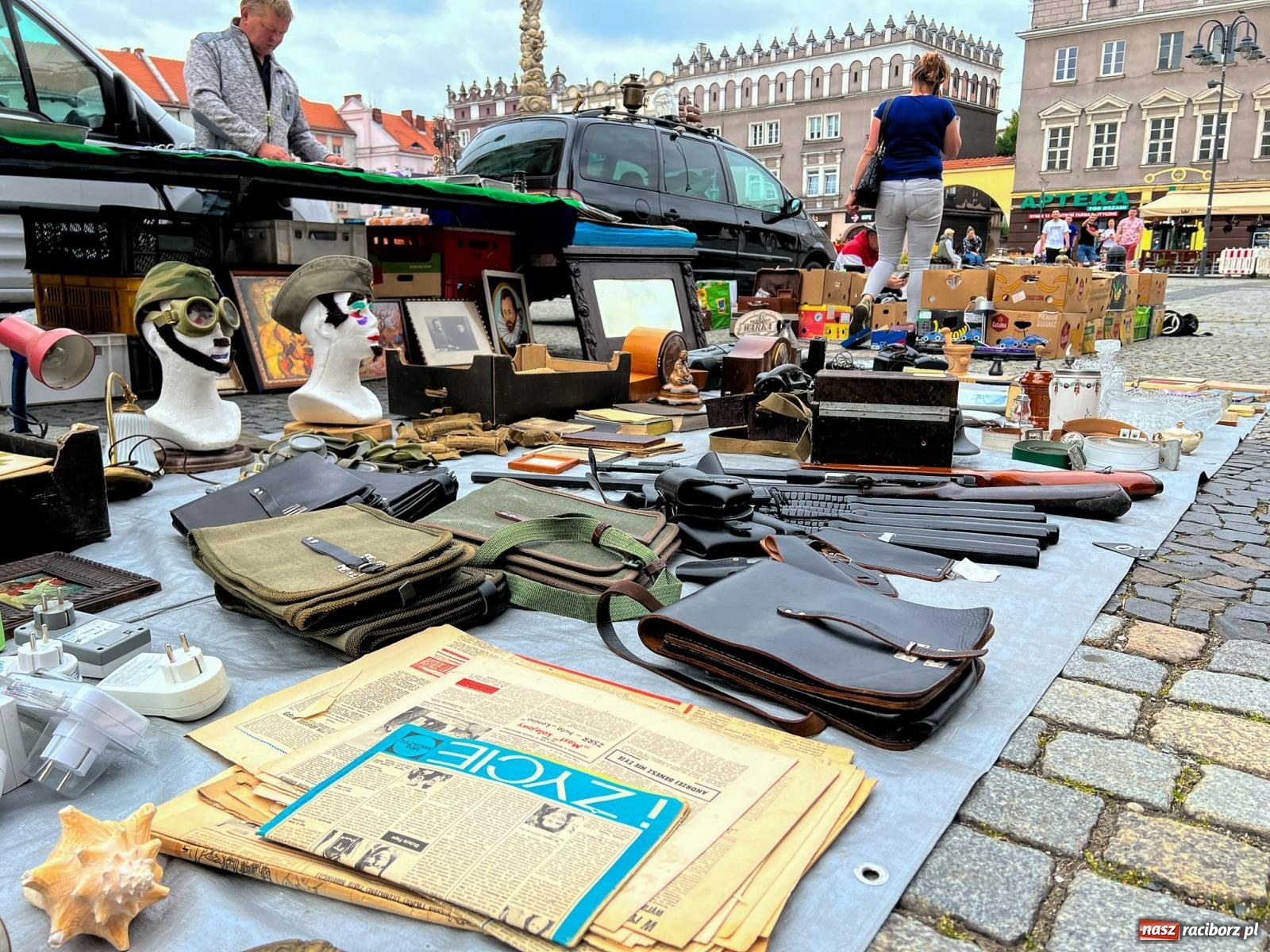 Zdjęcie w galerii na portalu naszraciborz.pl: Ciekawostki z raciborskiego targu staroci [FOTO] wiadomości z regionu