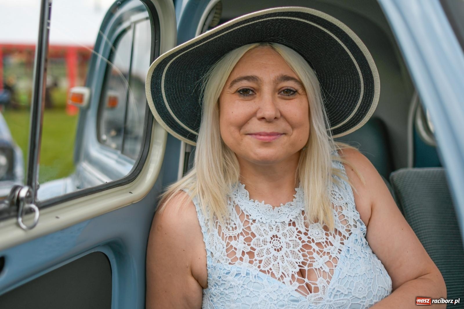 Zdjęcie w galerii na portalu naszraciborz.pl: Rekordowy zlot zabytkowych pojazdów w Zabełkowie wiadomości z regionu