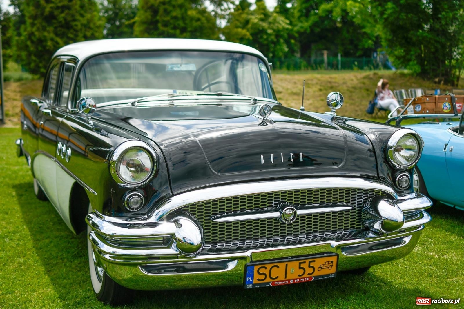 Zdjęcie w galerii na portalu naszraciborz.pl: Rekordowy zlot zabytkowych pojazdów w Zabełkowie wiadomości z regionu