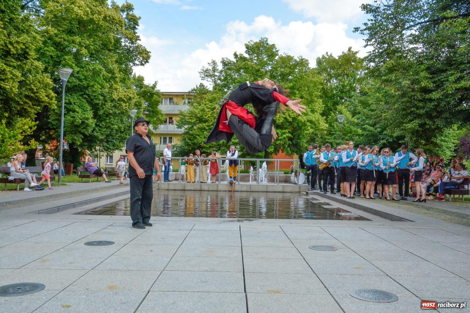 Zdjęcie w galerii na portalu naszraciborz.pl: Śląsk - kraina wielu kultur. Międzynarodowa parada w Raciborzu [FOTO i WIDEO] wiadomości z regionu