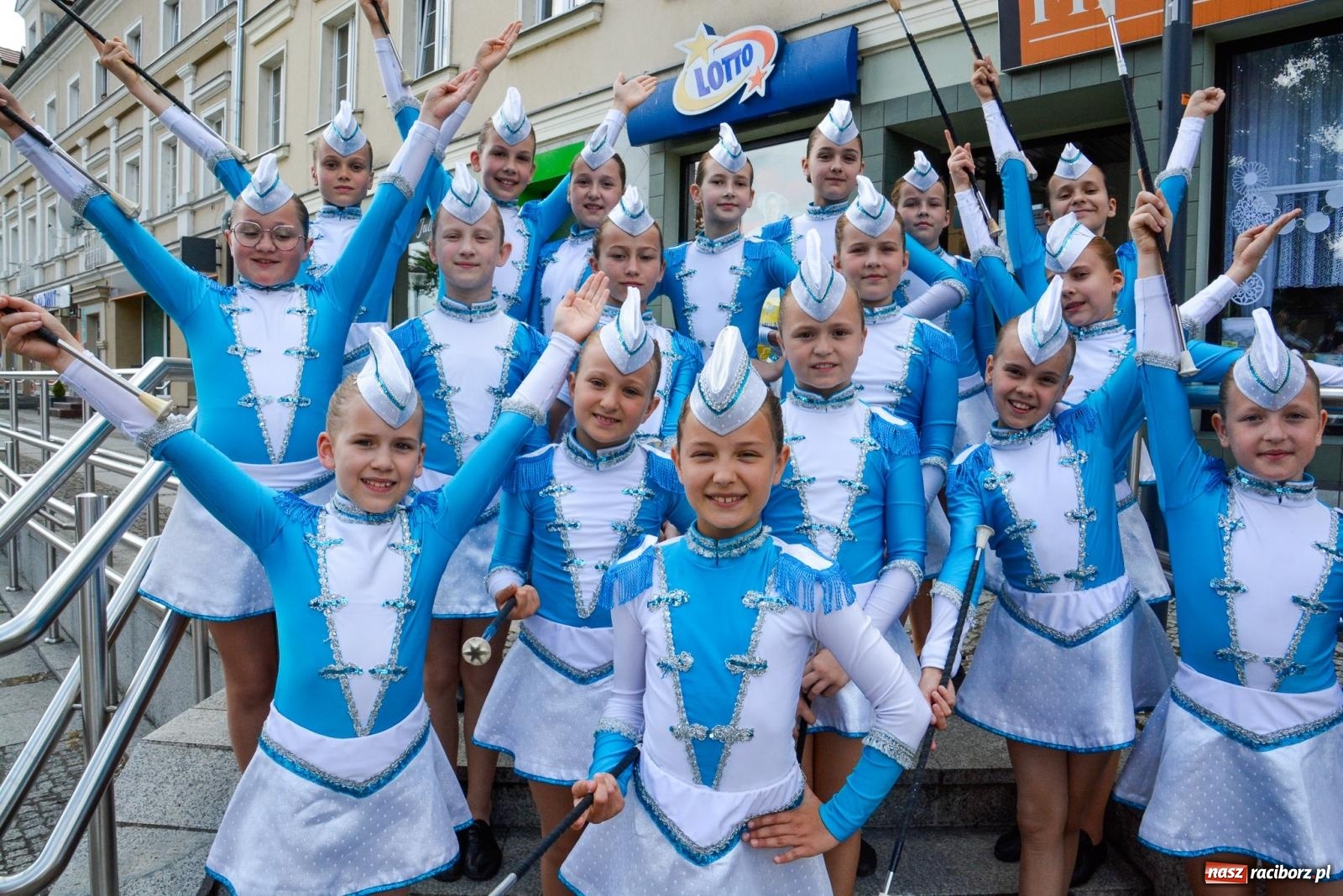 Zdjęcie w galerii na portalu naszraciborz.pl: Śląsk - kraina wielu kultur. Międzynarodowa parada w Raciborzu [FOTO i WIDEO] wiadomości z regionu