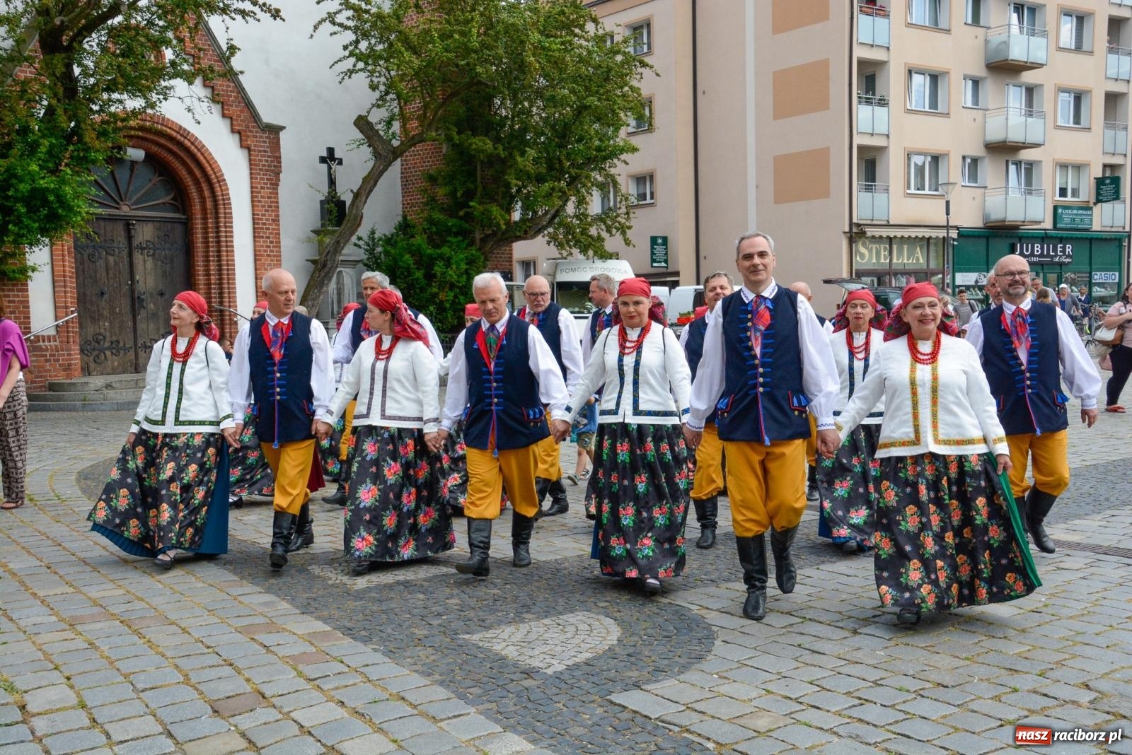 Zdjęcie w galerii na portalu naszraciborz.pl: Śląsk - kraina wielu kultur. Międzynarodowa parada w Raciborzu [FOTO i WIDEO] wiadomości z regionu