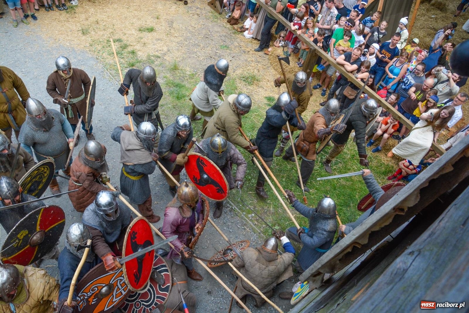 Zdjęcie w galerii na portalu naszraciborz.pl: Atak Morawian i wielka bitwa wojów [FOTO i WIDEO] wiadomości z regionu