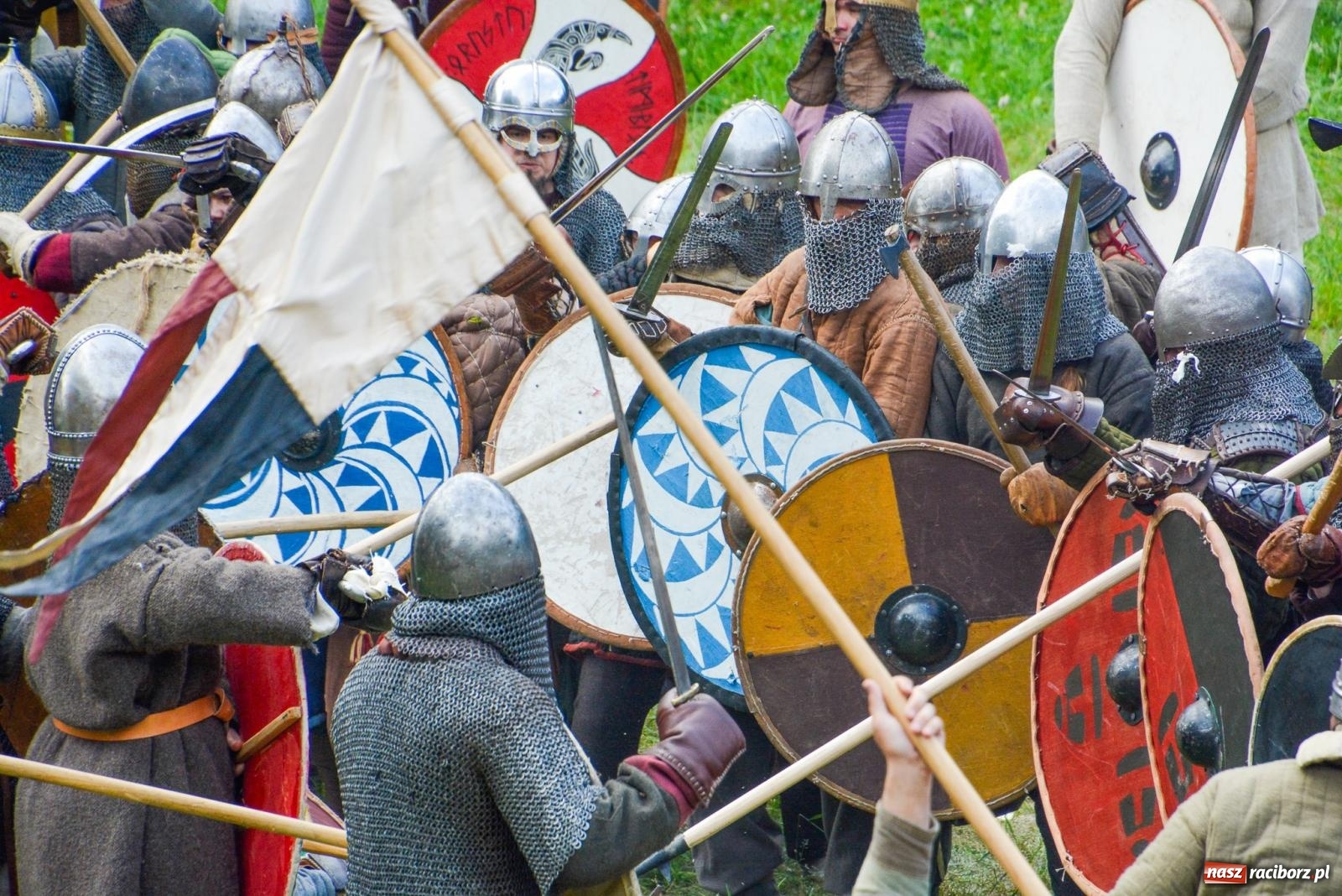 Zdjęcie w galerii na portalu naszraciborz.pl: Atak Morawian i wielka bitwa wojów [FOTO i WIDEO] wiadomości z regionu