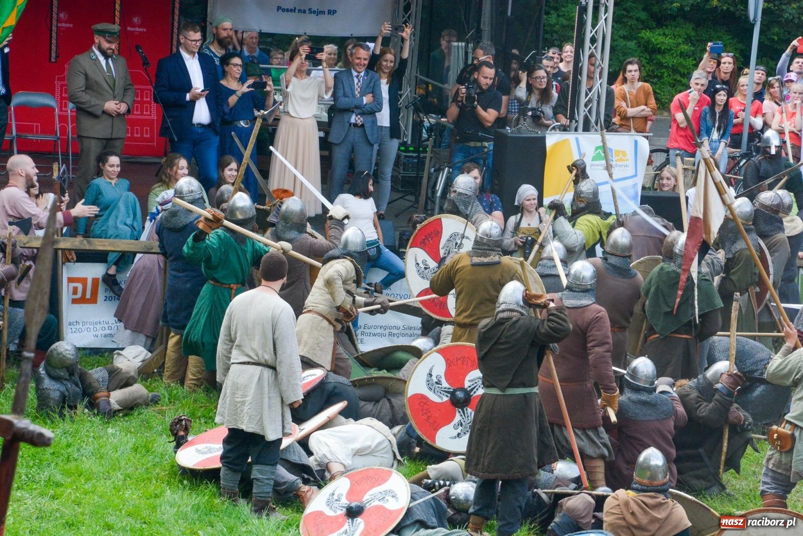 Zdjęcie w galerii na portalu naszraciborz.pl: Atak Morawian i wielka bitwa wojów [FOTO i WIDEO] wiadomości z regionu