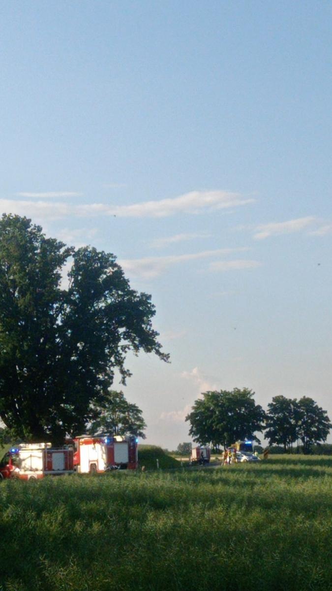 Zdjęcie w galerii na portalu naszraciborz.pl: Wypadek motocyklisty na DK 45 Racibórz-Opole wiadomości z regionu