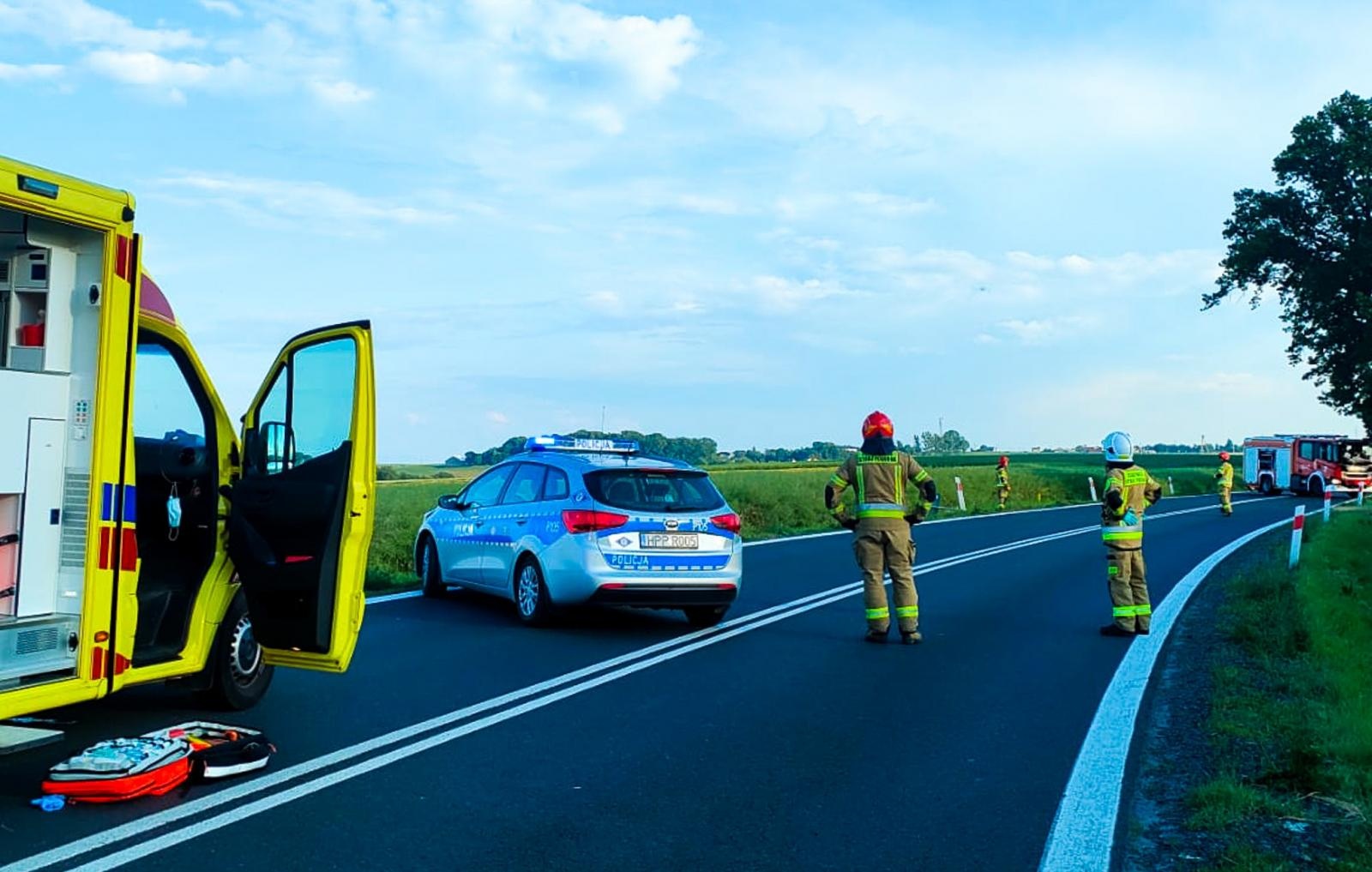 Zdjęcie w galerii na portalu naszraciborz.pl: Wypadek motocyklisty na DK 45 Racibórz-Opole wiadomości z regionu