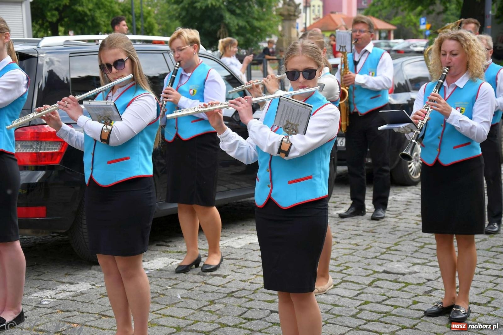 Zdjęcie w galerii na portalu naszraciborz.pl: Międzynarodowe święto folkloru na raciborskim zamku wiadomości z regionu