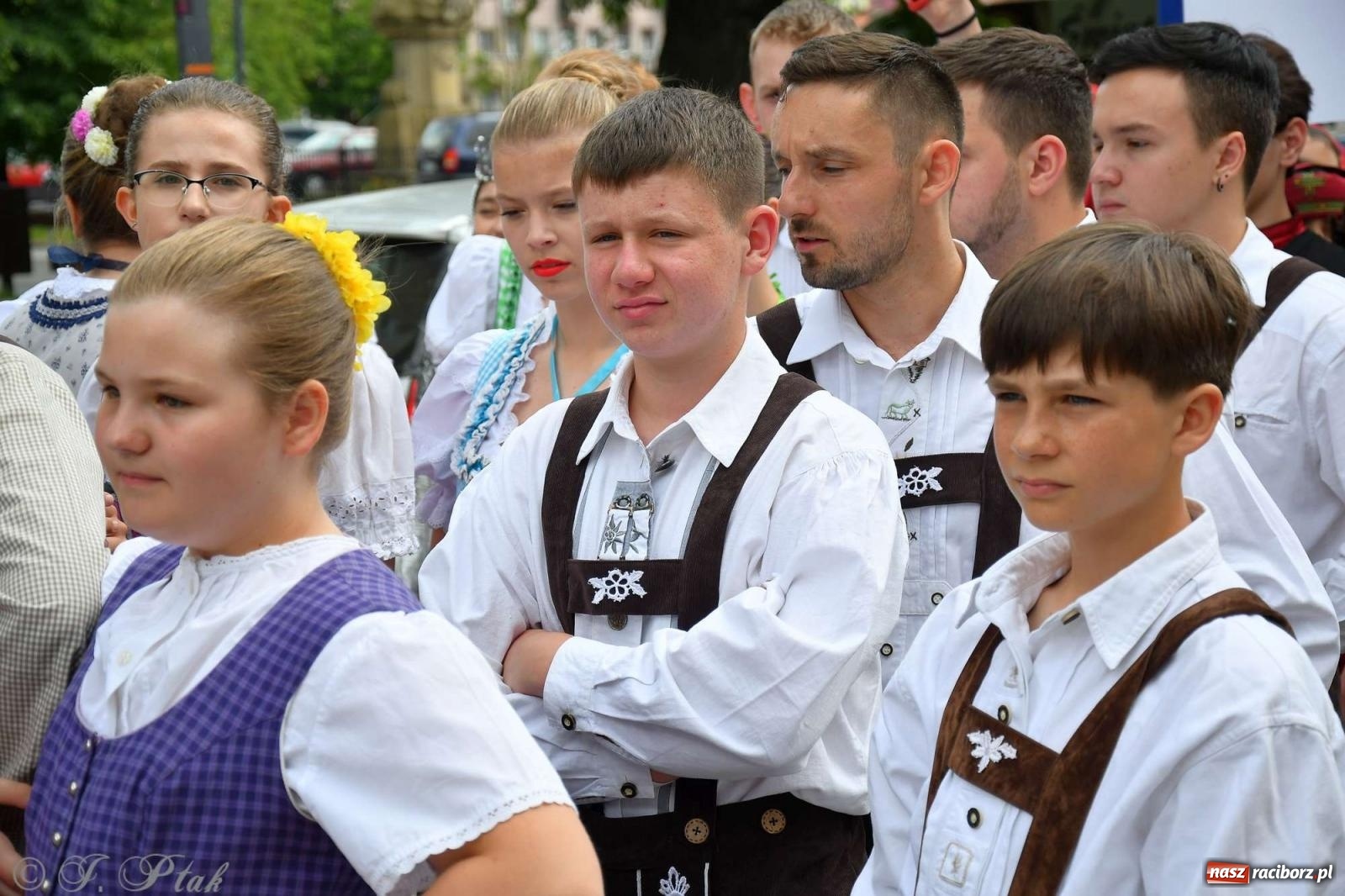 Zdjęcie w galerii na portalu naszraciborz.pl: Międzynarodowe święto folkloru na raciborskim zamku wiadomości z regionu