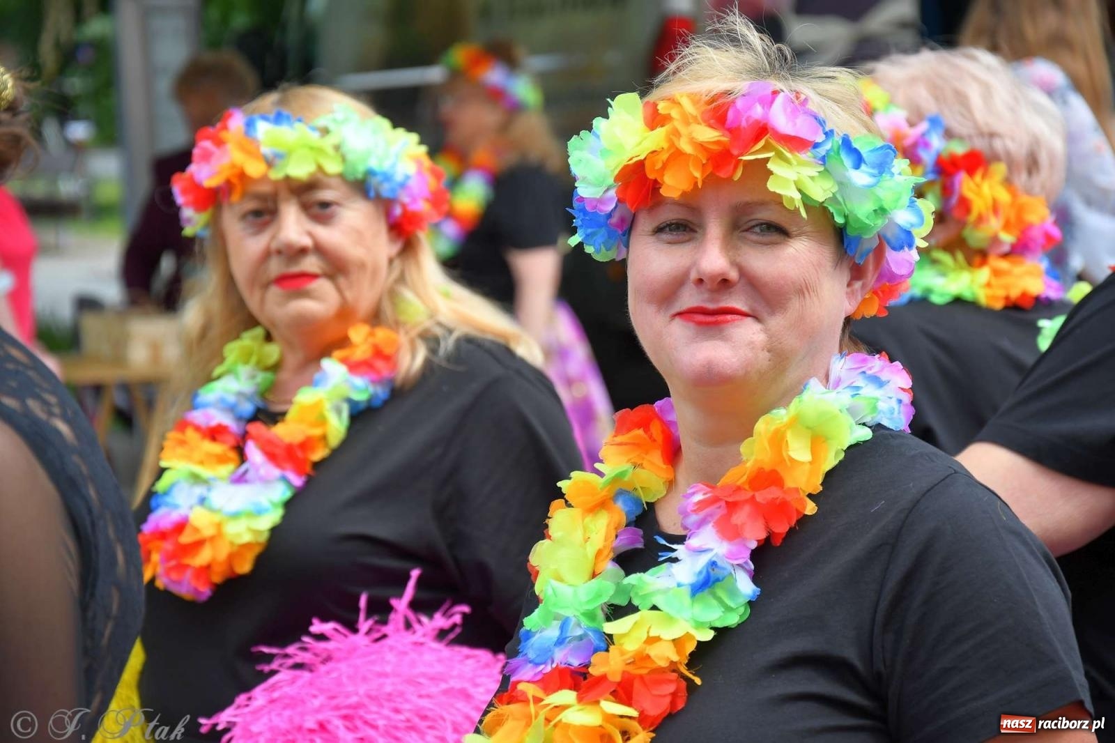 Zdjęcie w galerii na portalu naszraciborz.pl: Międzynarodowe święto folkloru na raciborskim zamku wiadomości z regionu