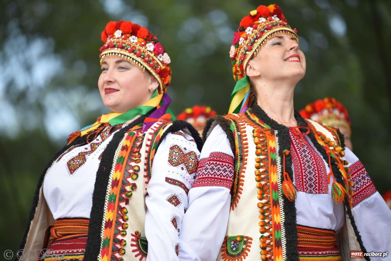 Zdjęcie w galerii na portalu naszraciborz.pl: Międzynarodowe święto folkloru na raciborskim zamku wiadomości z regionu