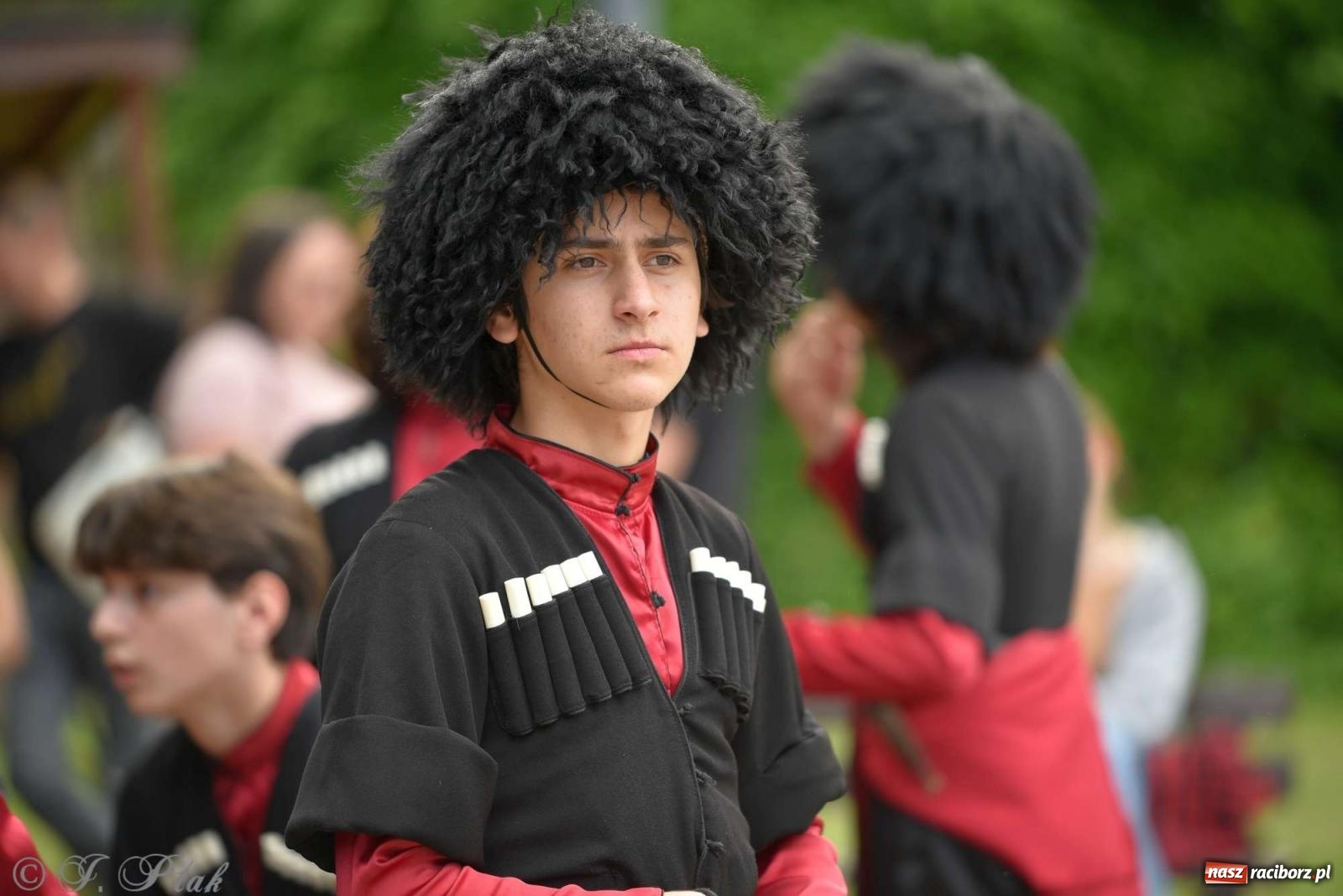 Zdjęcie w galerii na portalu naszraciborz.pl: Międzynarodowe święto folkloru na raciborskim zamku wiadomości z regionu