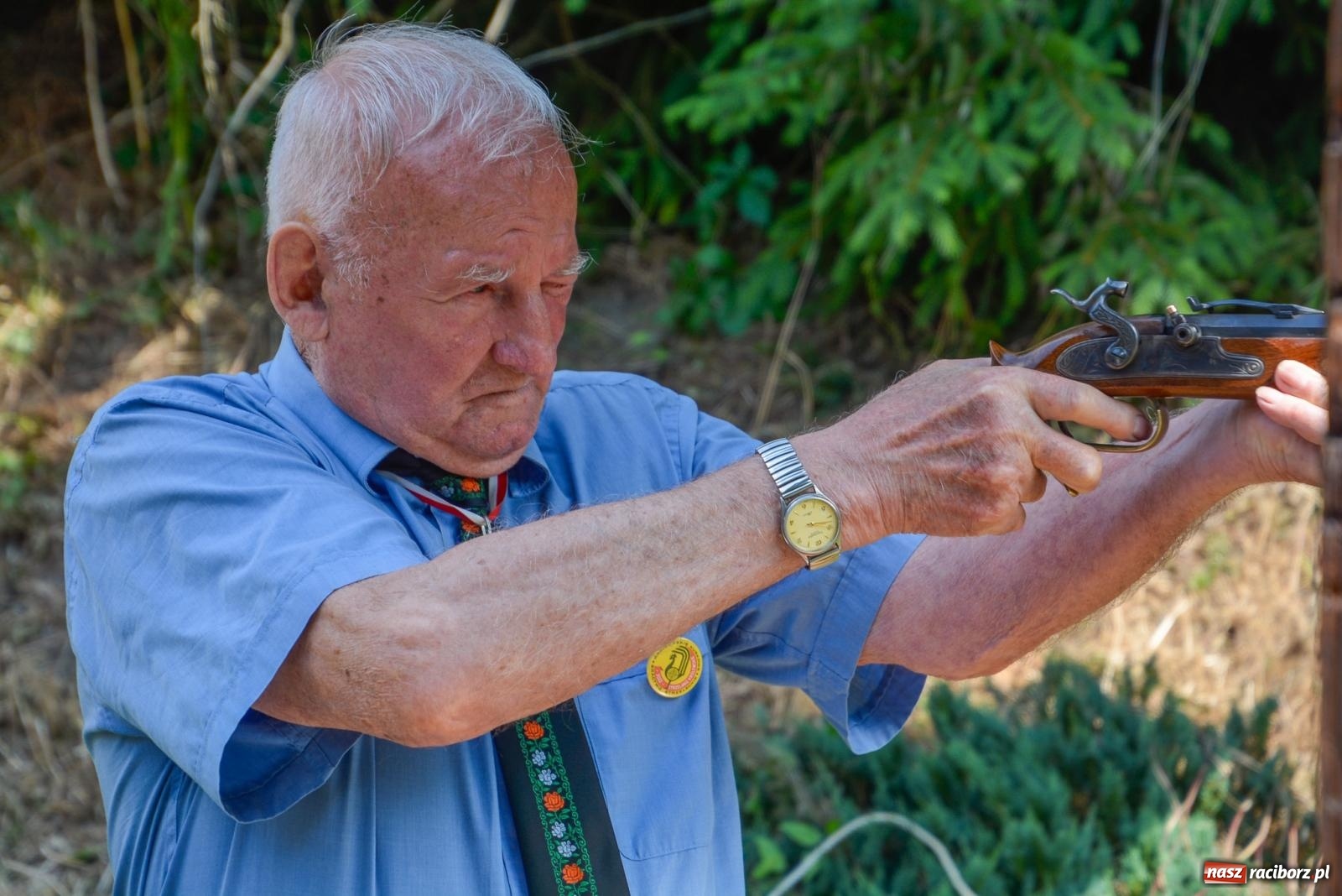 Zdjęcie w galerii na portalu naszraciborz.pl: Strzelanie królewskie. Zbigniew Woźniak królem brackim AD 2023 wiadomości z regionu