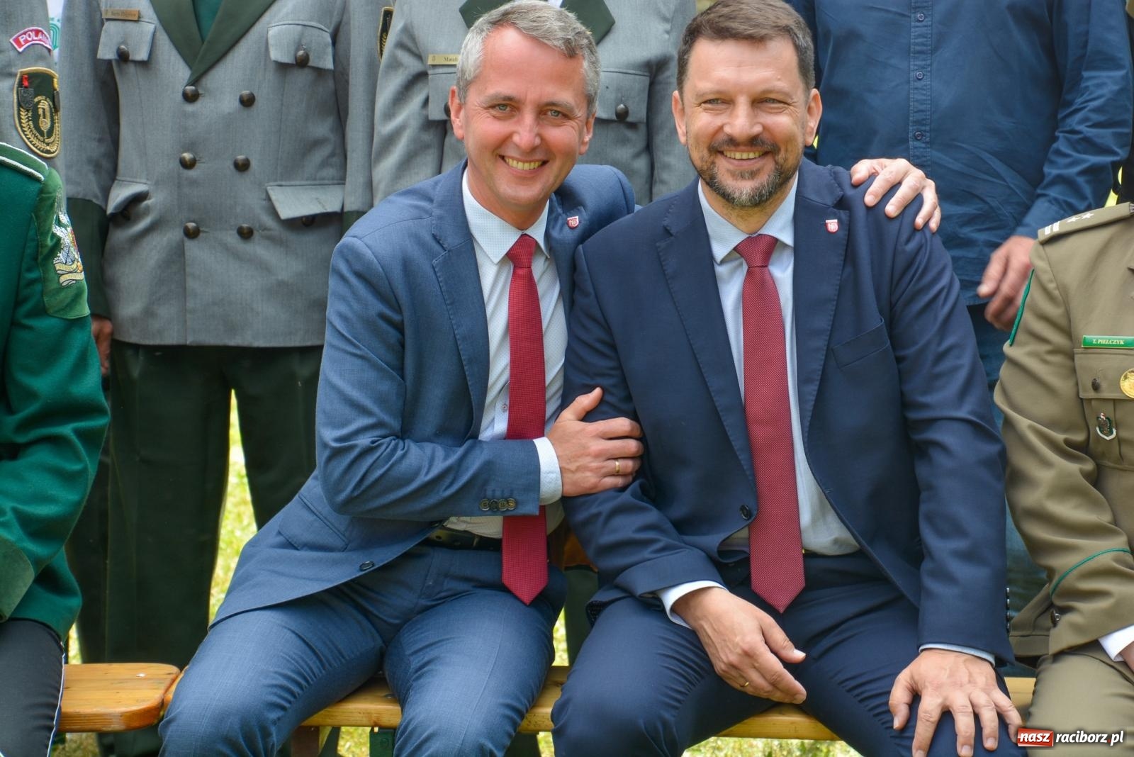 Zdjęcie w galerii na portalu naszraciborz.pl: Strzelanie królewskie. Zbigniew Woźniak królem brackim AD 2023 wiadomości z regionu