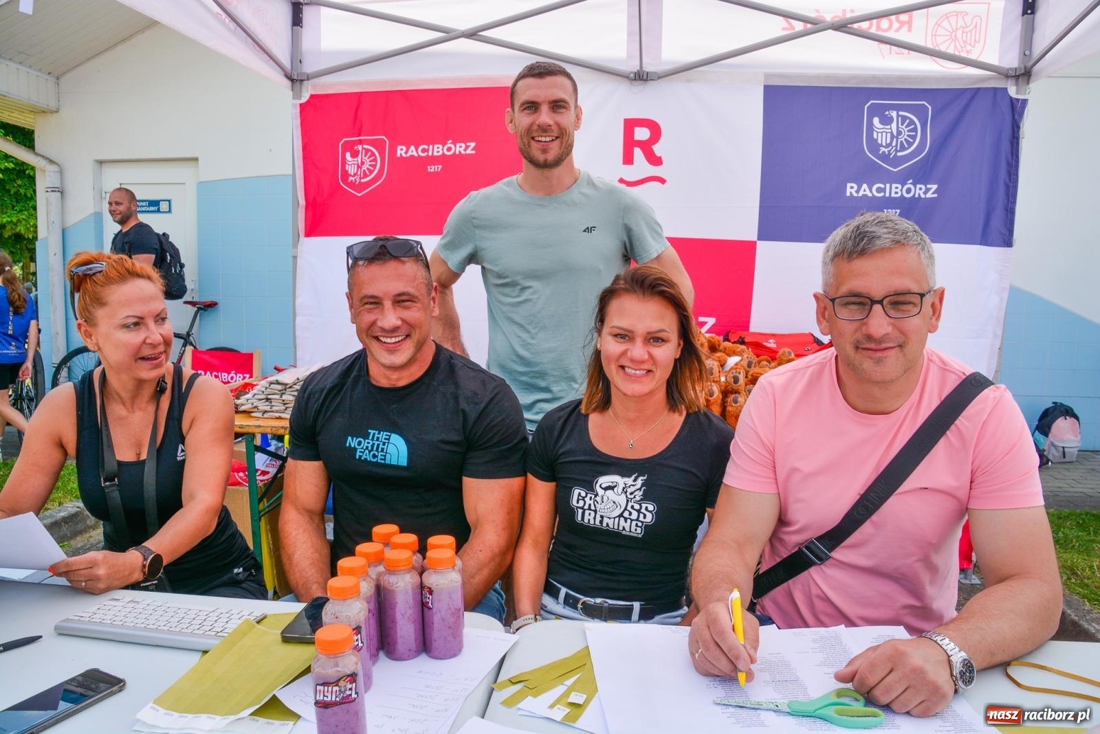 Zdjęcie w galerii na portalu naszraciborz.pl: Blisko dwustu uczestników Raciborskiego Testu Sprawności [FOTO i WIDEO] wiadomości z regionu