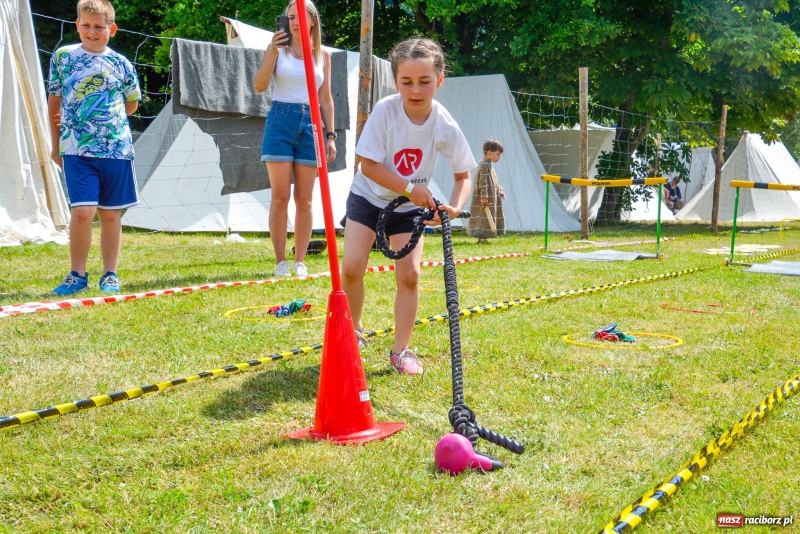Zdjęcie w galerii na portalu naszraciborz.pl: Blisko dwustu uczestników Raciborskiego Testu Sprawności [FOTO i WIDEO] wiadomości z regionu