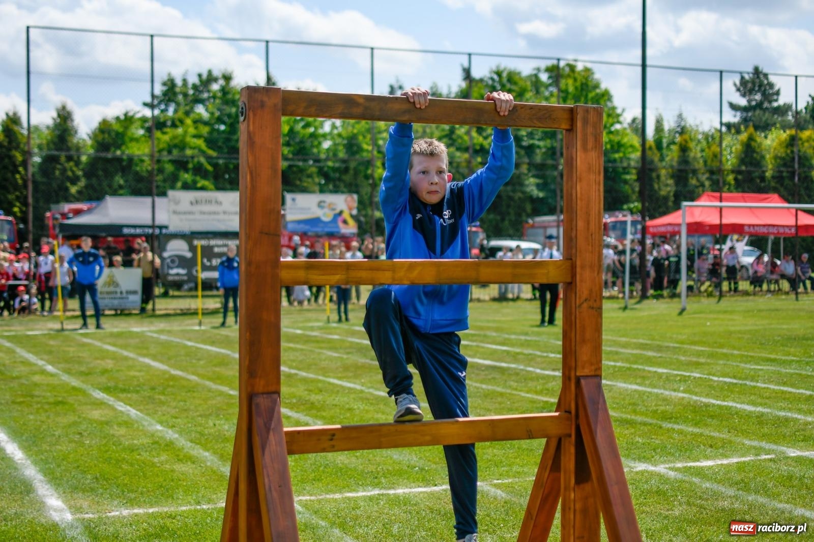 Zdjęcie w galerii na portalu naszraciborz.pl: Samborowice wzięły całe złoto. Gminne zawody sportowo-pożarnicze w Pietrowicach Wielkich [FOTO i WIDEO] wiadomości z regionu