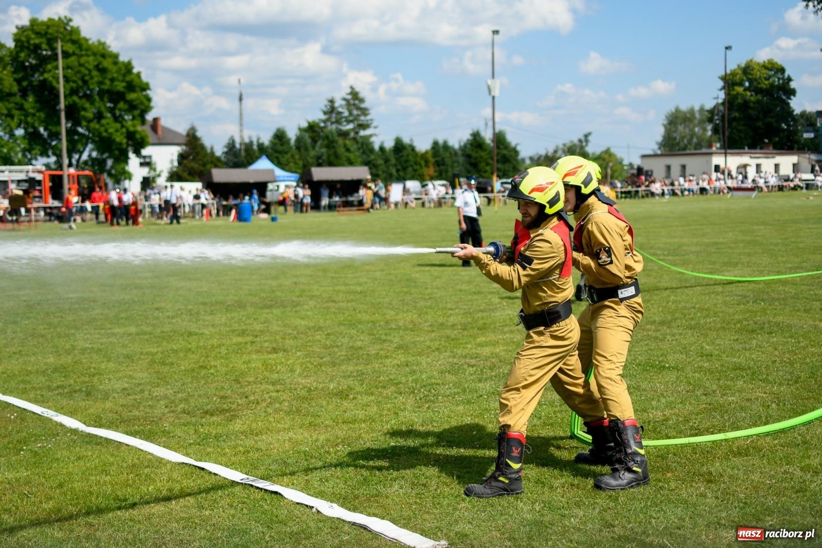 Zdjęcie w galerii na portalu naszraciborz.pl: Samborowice wzięły całe złoto. Gminne zawody sportowo-pożarnicze w Pietrowicach Wielkich [FOTO i WIDEO] wiadomości z regionu