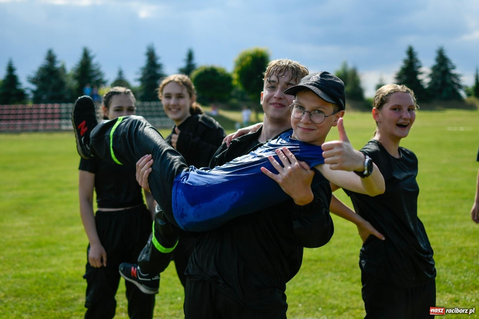 Zdjęcie w galerii na portalu naszraciborz.pl: Samborowice wzięły całe złoto. Gminne zawody sportowo-pożarnicze w Pietrowicach Wielkich [FOTO i WIDEO] wiadomości z regionu
