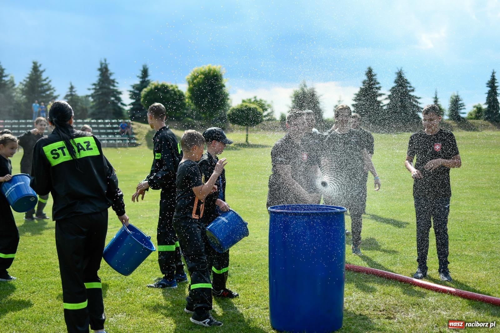 Zdjęcie w galerii na portalu naszraciborz.pl: Samborowice wzięły całe złoto. Gminne zawody sportowo-pożarnicze w Pietrowicach Wielkich [FOTO i WIDEO] wiadomości z regionu