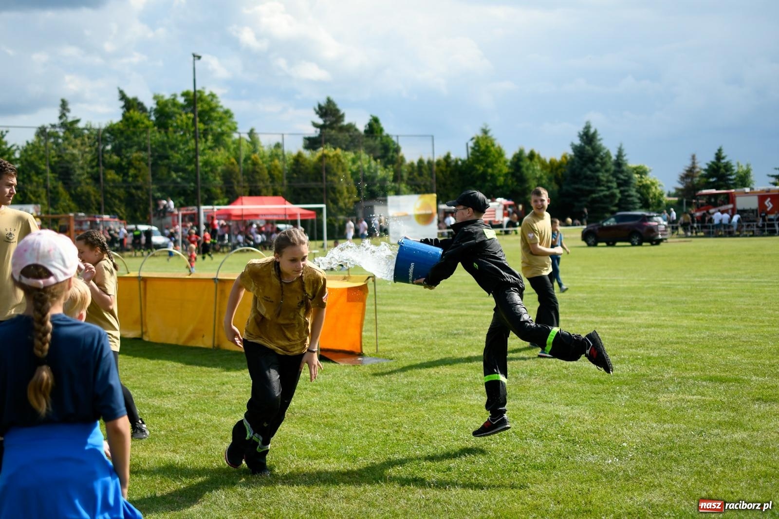 Zdjęcie w galerii na portalu naszraciborz.pl: Samborowice wzięły całe złoto. Gminne zawody sportowo-pożarnicze w Pietrowicach Wielkich [FOTO i WIDEO] wiadomości z regionu
