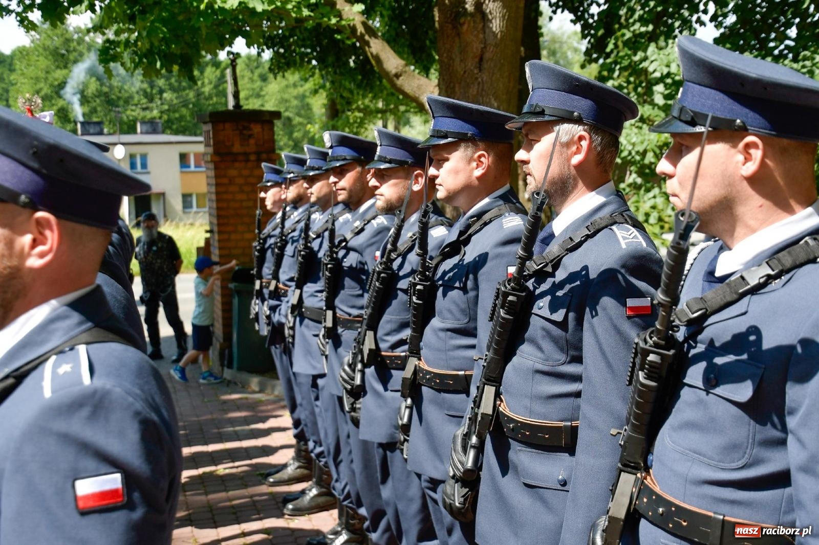 Zdjęcie w galerii na portalu naszraciborz.pl: Narodowy Dzień Powstań Śląskich. Tysiące ludzi na inscenizacji w Rzuchowie [FOTO i WIDEO] wiadomości z regionu