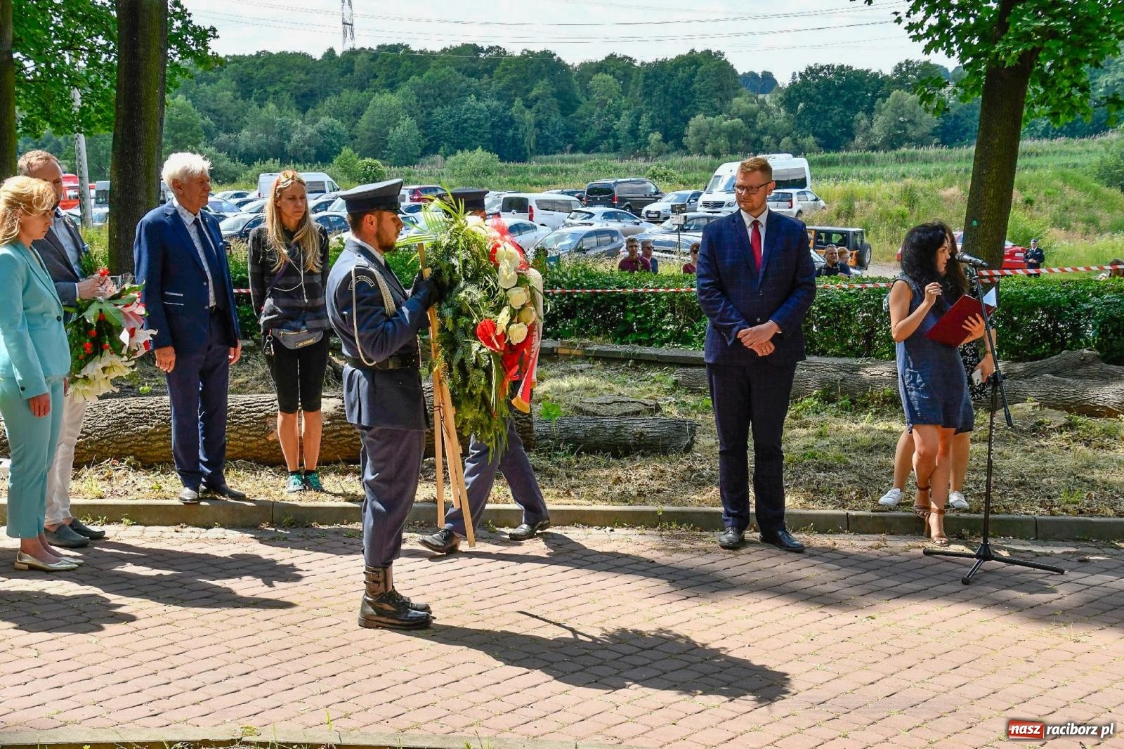 Zdjęcie w galerii na portalu naszraciborz.pl: Narodowy Dzień Powstań Śląskich. Tysiące ludzi na inscenizacji w Rzuchowie [FOTO i WIDEO] wiadomości z regionu