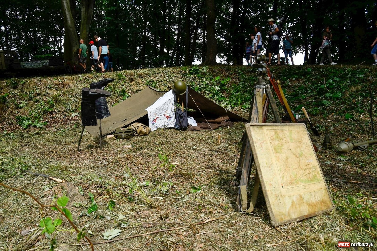 Zdjęcie w galerii na portalu naszraciborz.pl: Narodowy Dzień Powstań Śląskich. Tysiące ludzi na inscenizacji w Rzuchowie [FOTO i WIDEO] wiadomości z regionu