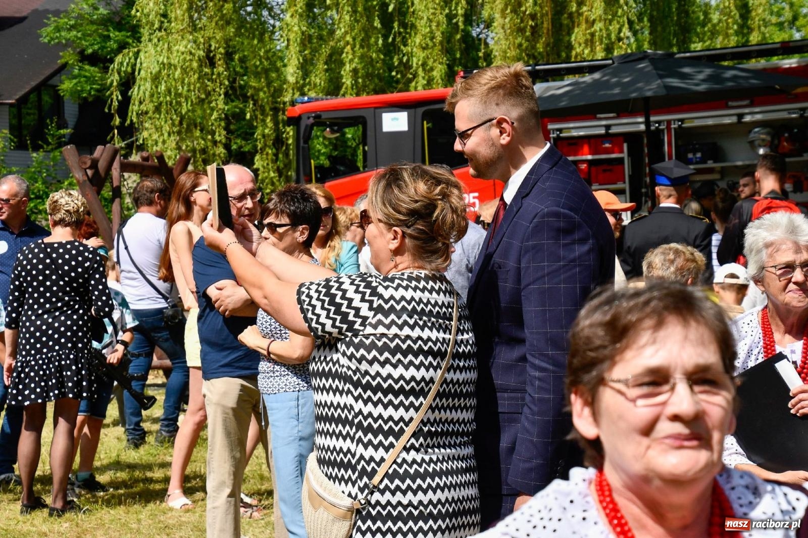 Zdjęcie w galerii na portalu naszraciborz.pl: Narodowy Dzień Powstań Śląskich. Tysiące ludzi na inscenizacji w Rzuchowie [FOTO i WIDEO] wiadomości z regionu
